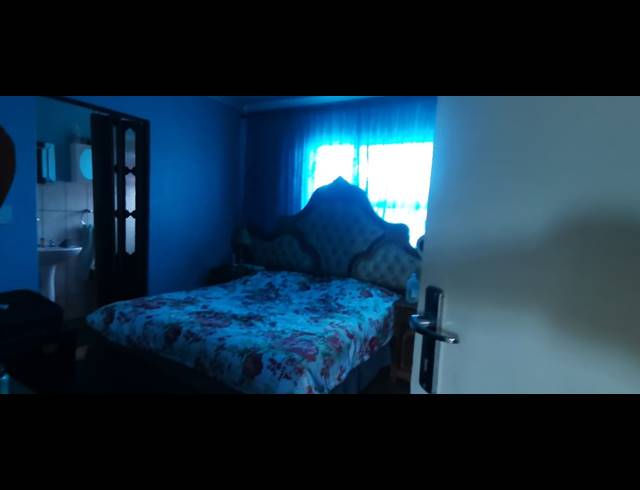 3 BEDROOM APARTMENT FOR SALE IN RENSBURG